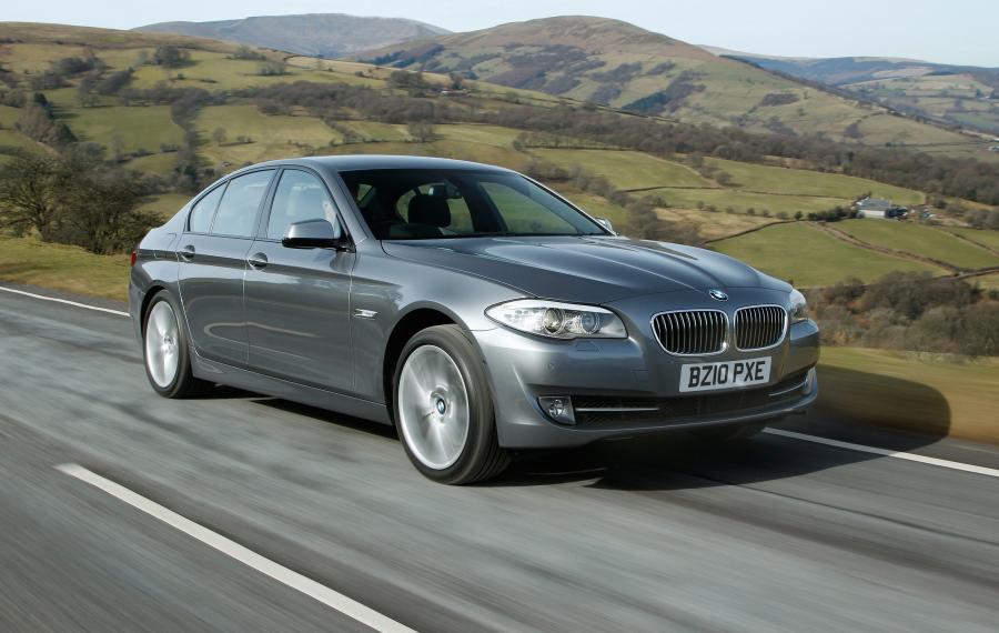  BMW 520d Saloon 2010 года  (фото 8 из 9)